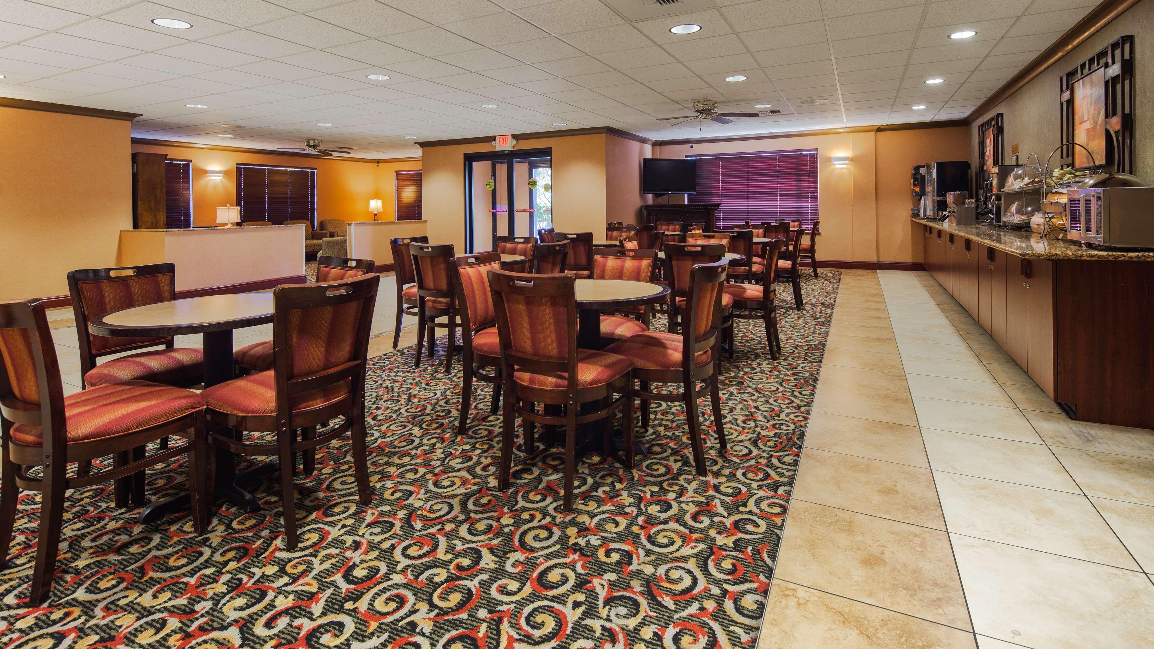 Best Western Cascade Inn & Suites Траутдейл Экстерьер фото