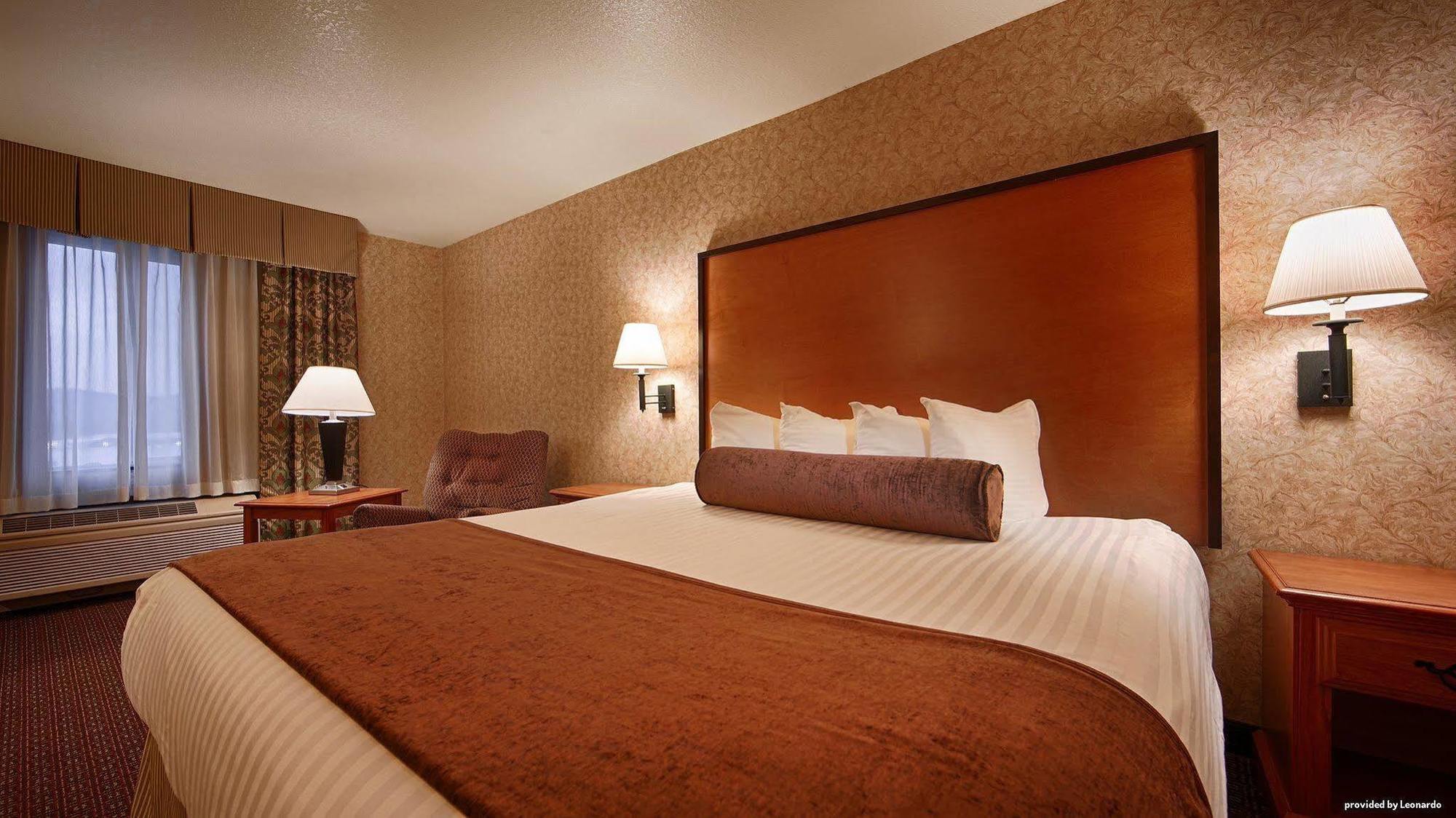 Best Western Cascade Inn & Suites Траутдейл Экстерьер фото